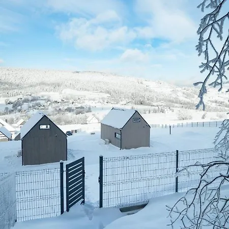 Stodoly Modyn - W Beskidzie Wyspowym - Staw Kapielowy, Balia, Sauna, Grota Solna - Widok Na Gory